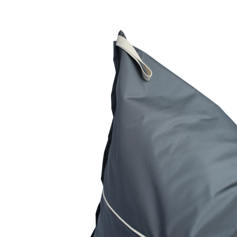 Cojín Triangular Exterior