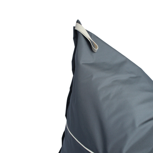 Cojín Triangular Exterior