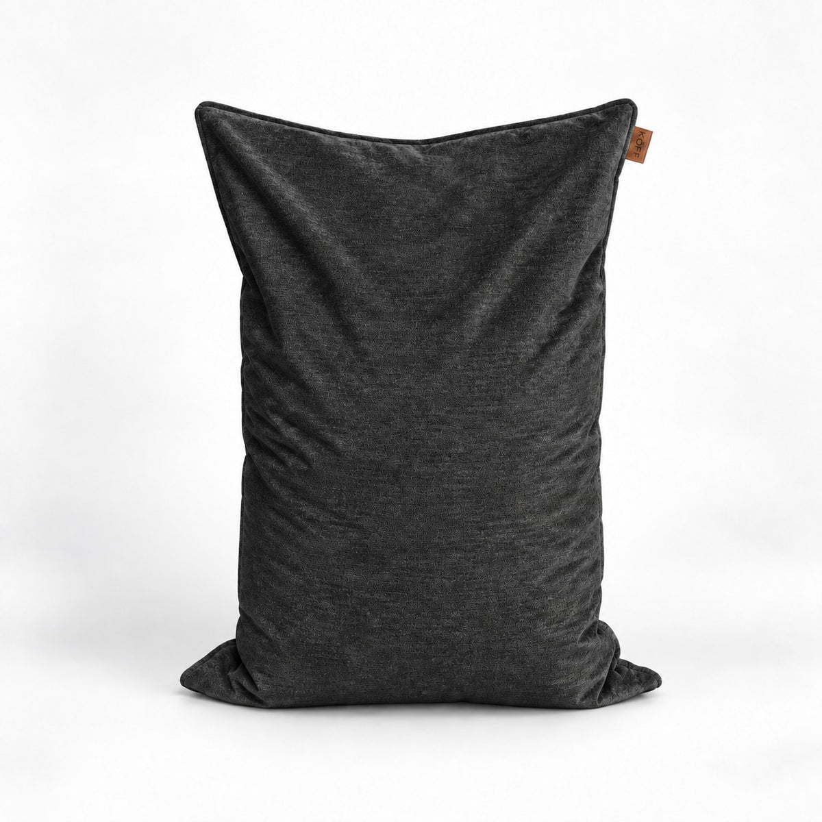 Negro — Cojín L Köff en tela velvet, vista frontal