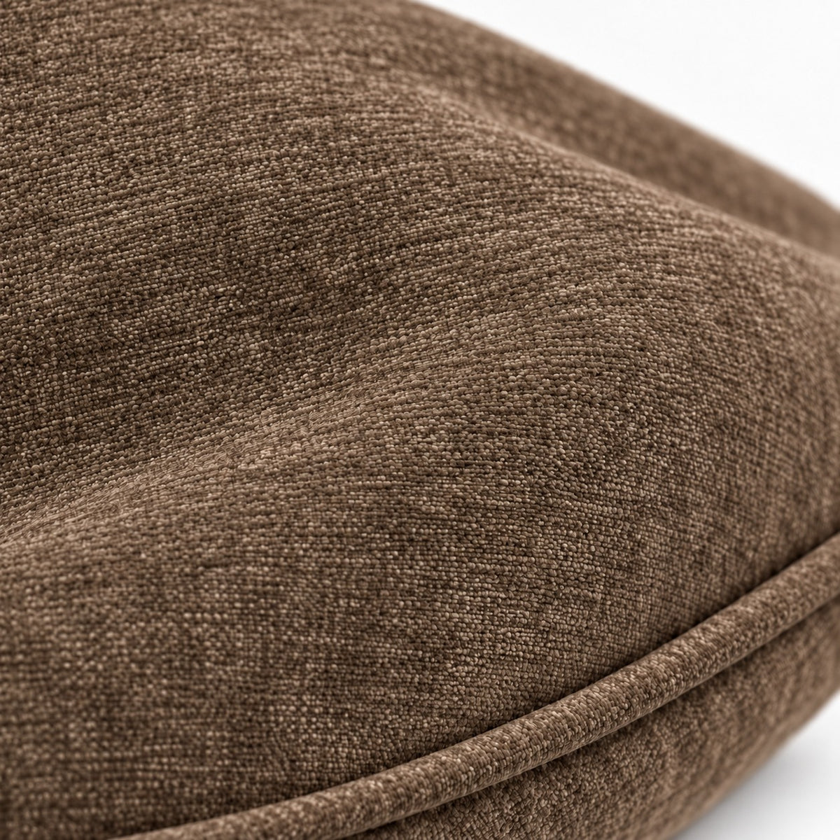 Tabaco — Detalle de la tela velvet del Cojín XL Köff