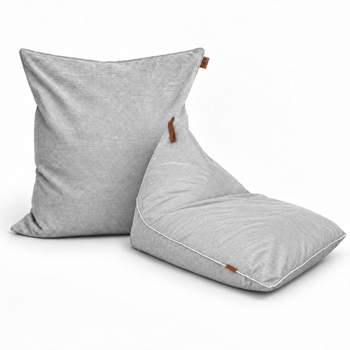 Conjunto Living Köff: Cojín Interior XL y Cojín Triangular Interior en tela velvet